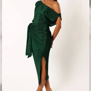 Petal & Pup Santiago Off Shoulder Midi Dress - Emerald XL